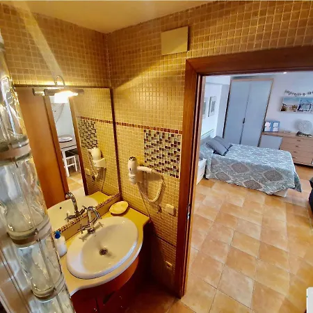Acogedor Cerca De Port Aventura Apartamento Salou